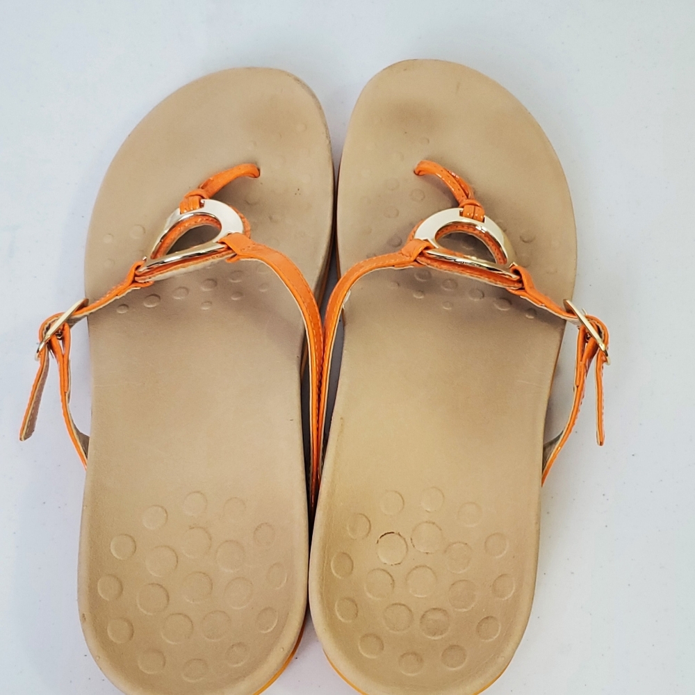 Vionic Rest Karina Orange Thong Sandals - Picture 5 of 5